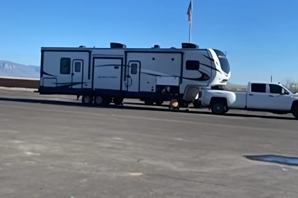 Shawna's Keystone 35bh Fifth Wheel