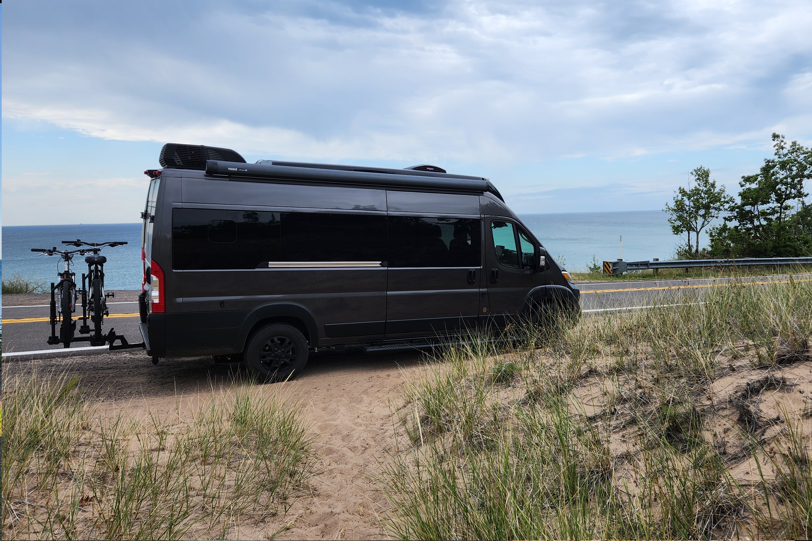 2024 Airstream Rangeline Poptop w/shower & regular toilet (Aspen)