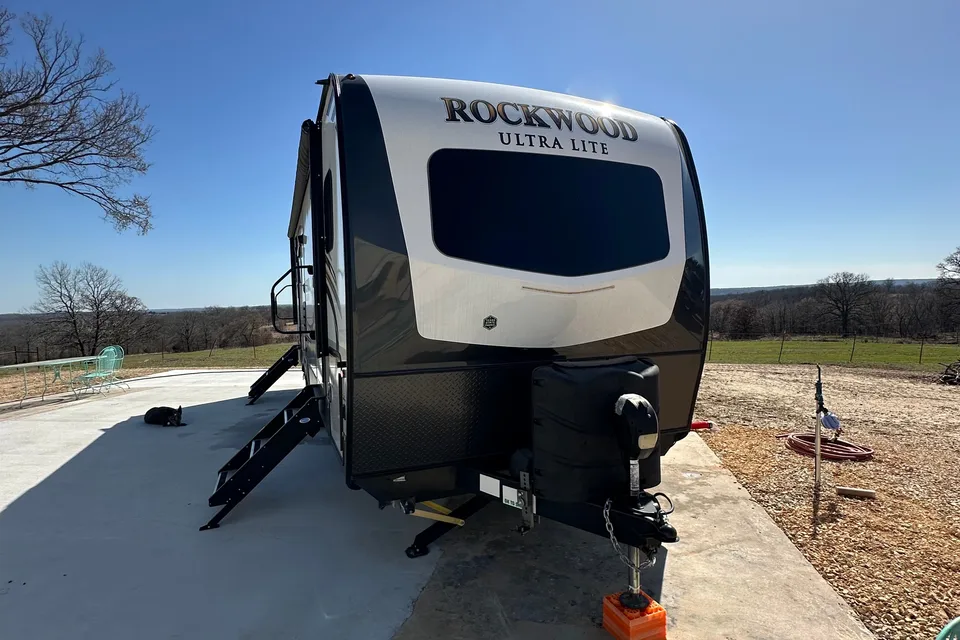 Perry's Forest River Rockwood ultra lite Travel Trailer