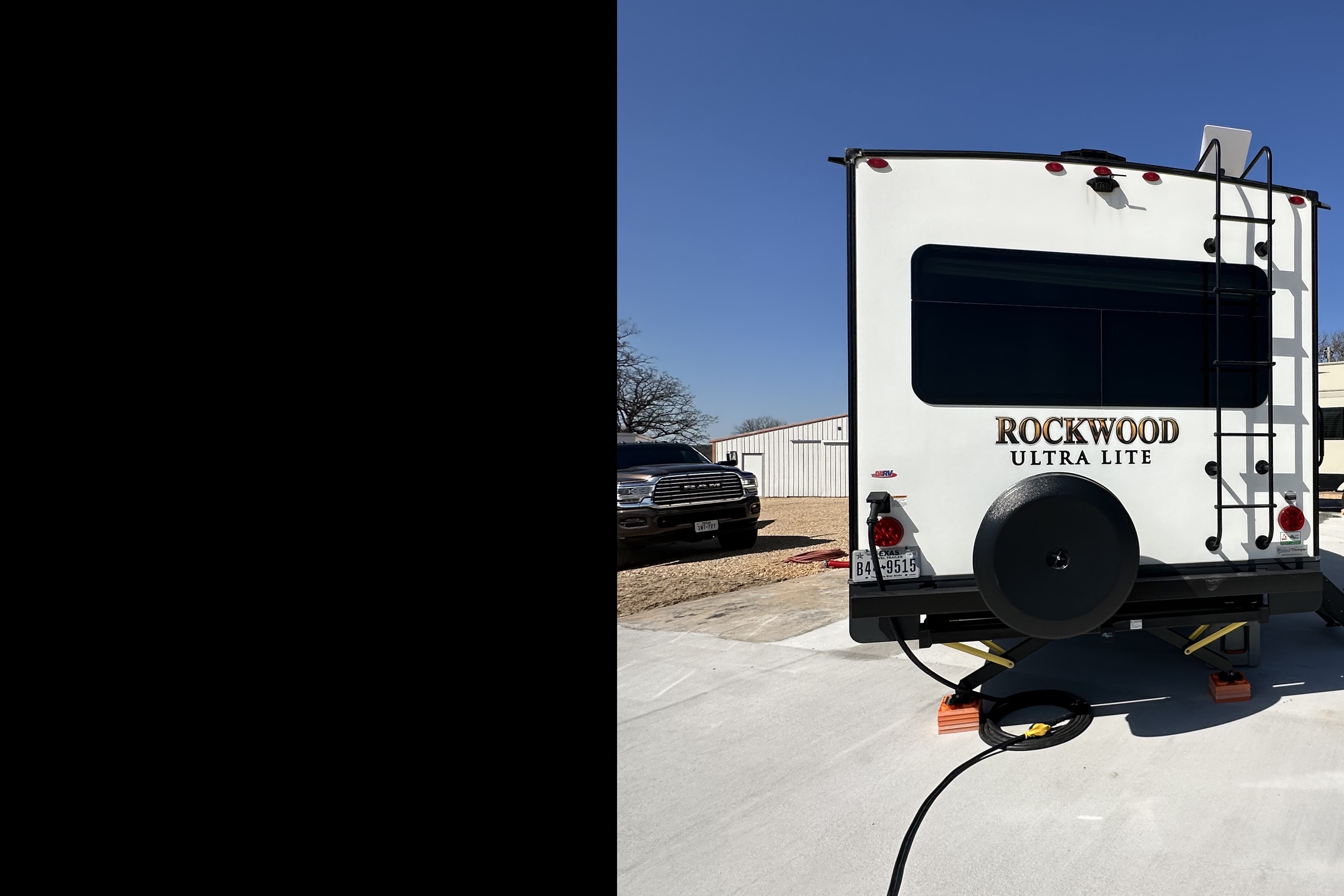 Perry's Forest River Rockwood ultra lite Travel Trailer