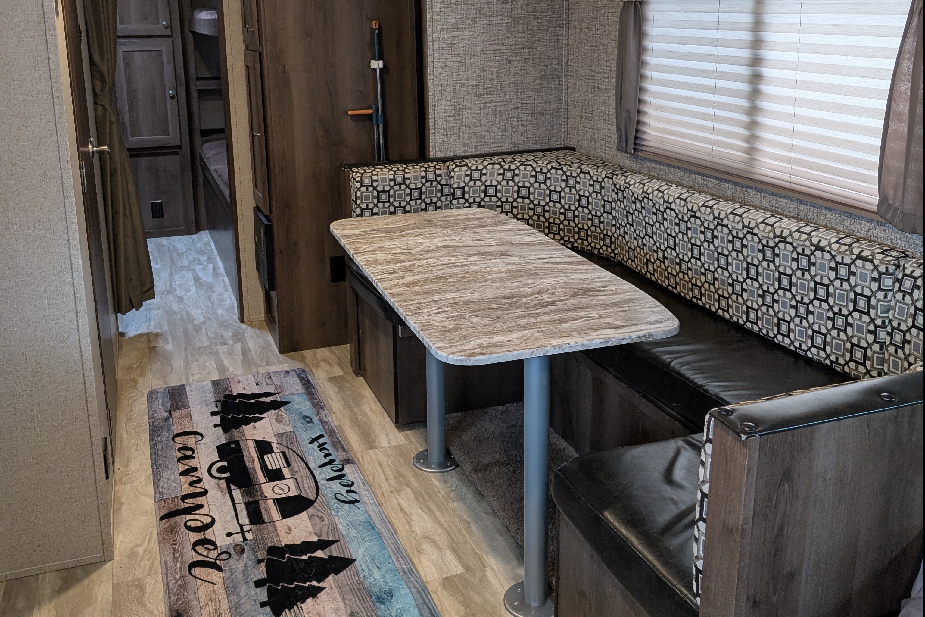 Shasta Oasis 31OK Travel Trailer