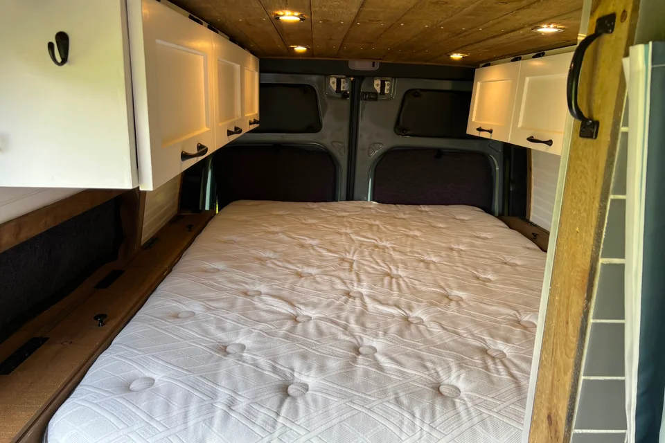 John's Mercedes-Benz B2500 Class B