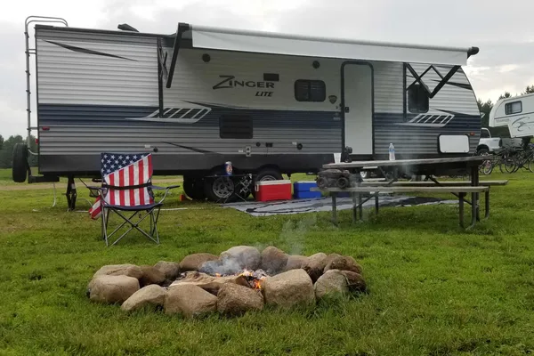 Kenneth's Zinger 270bh Travel Trailer
