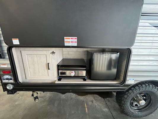 Cody's Coachmen Catalina Travel Trailer