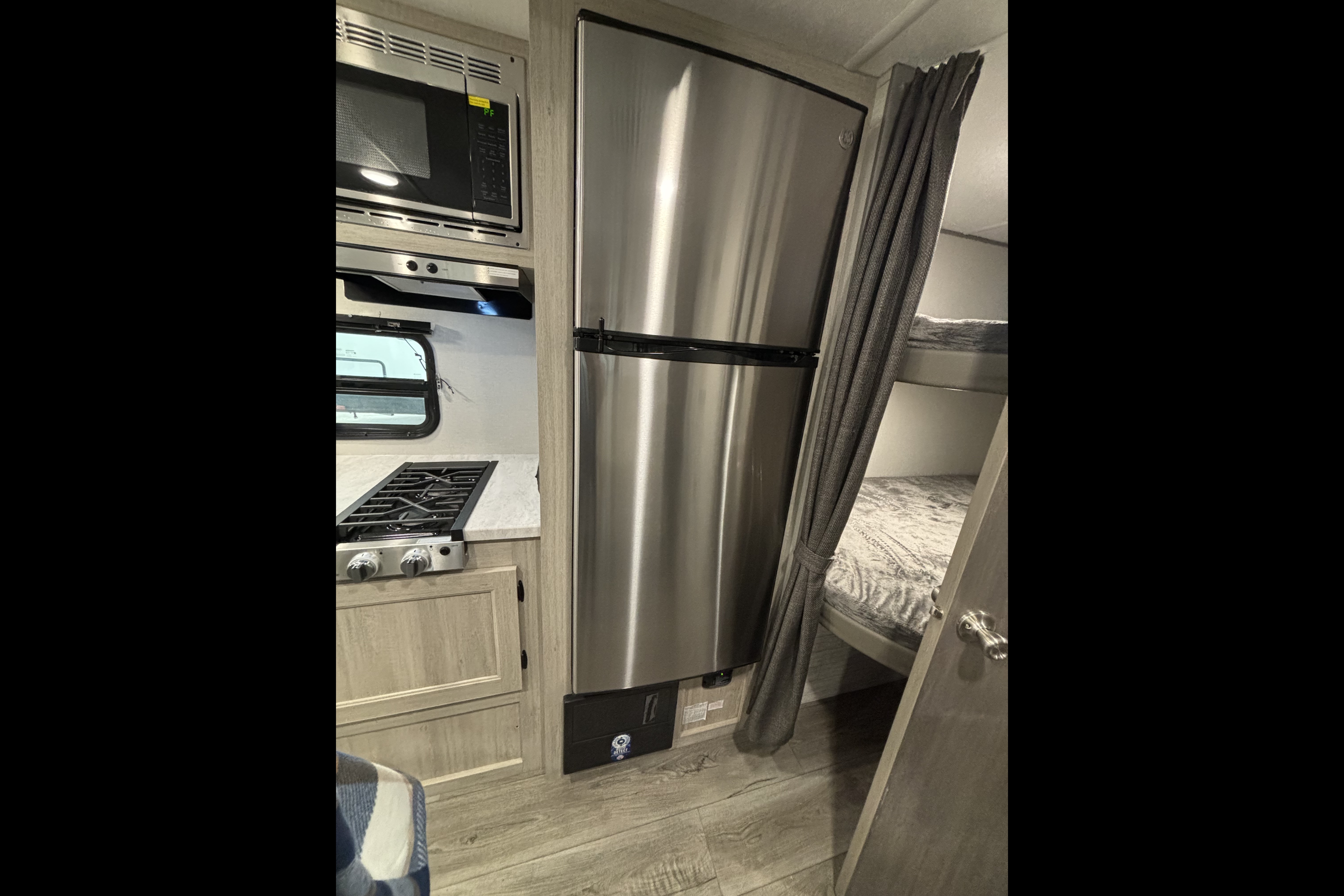 Cody's Coachmen Catalina Travel Trailer