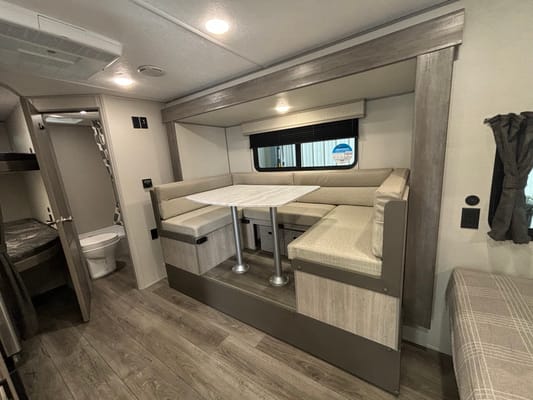 Cody's Coachmen Catalina Travel Trailer