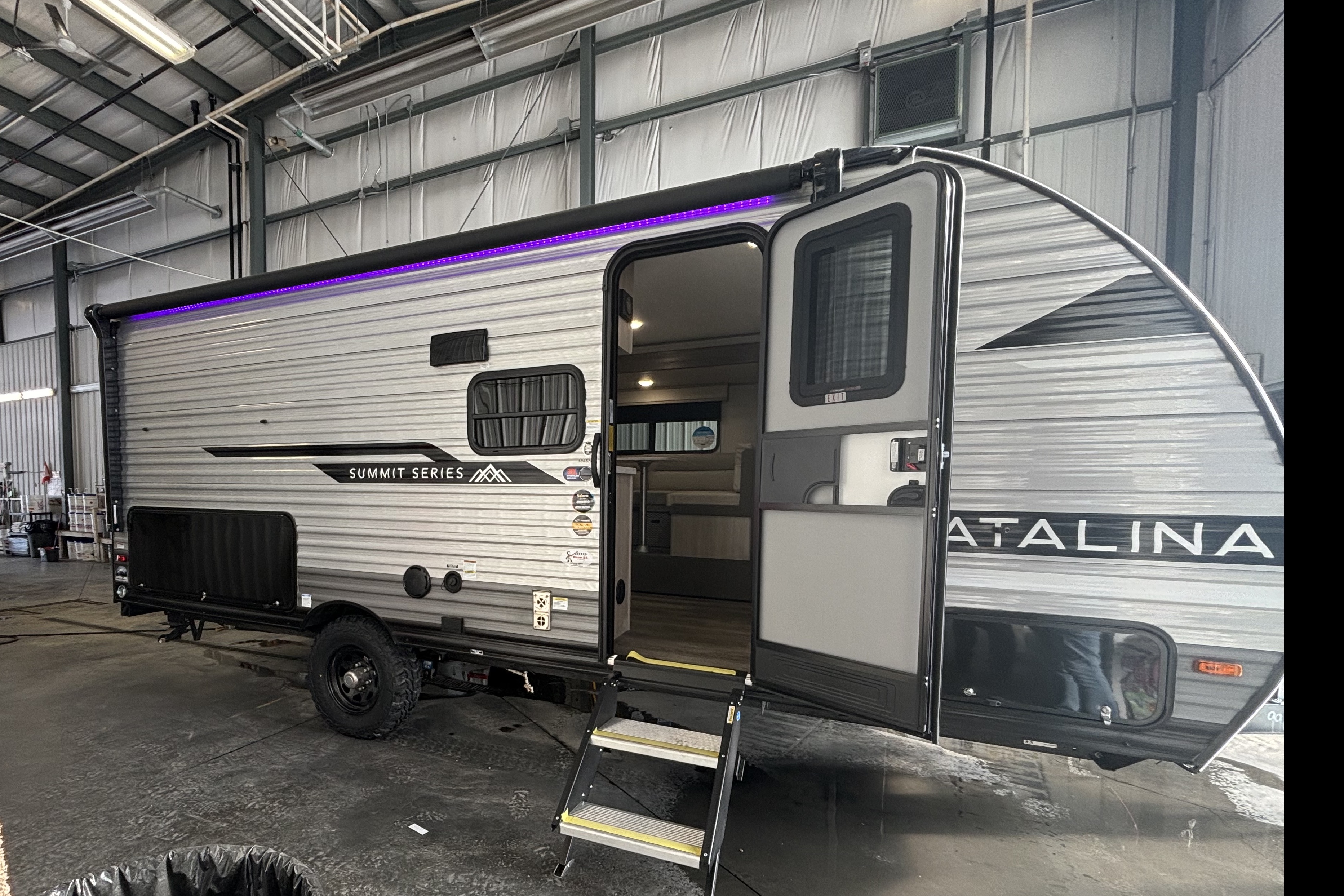 Cody's Coachmen Catalina Travel Trailer