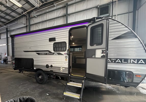 Cody's Coachmen Catalina Travel Trailer