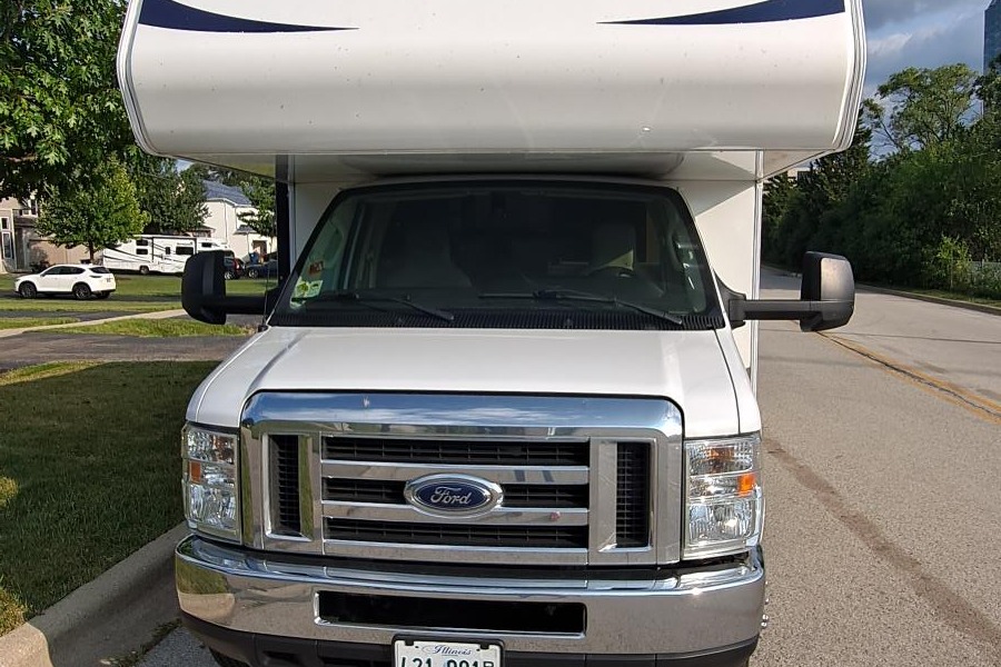 Easy Peasy 5 Star Gulf Stream Conquest 6237LE Class C