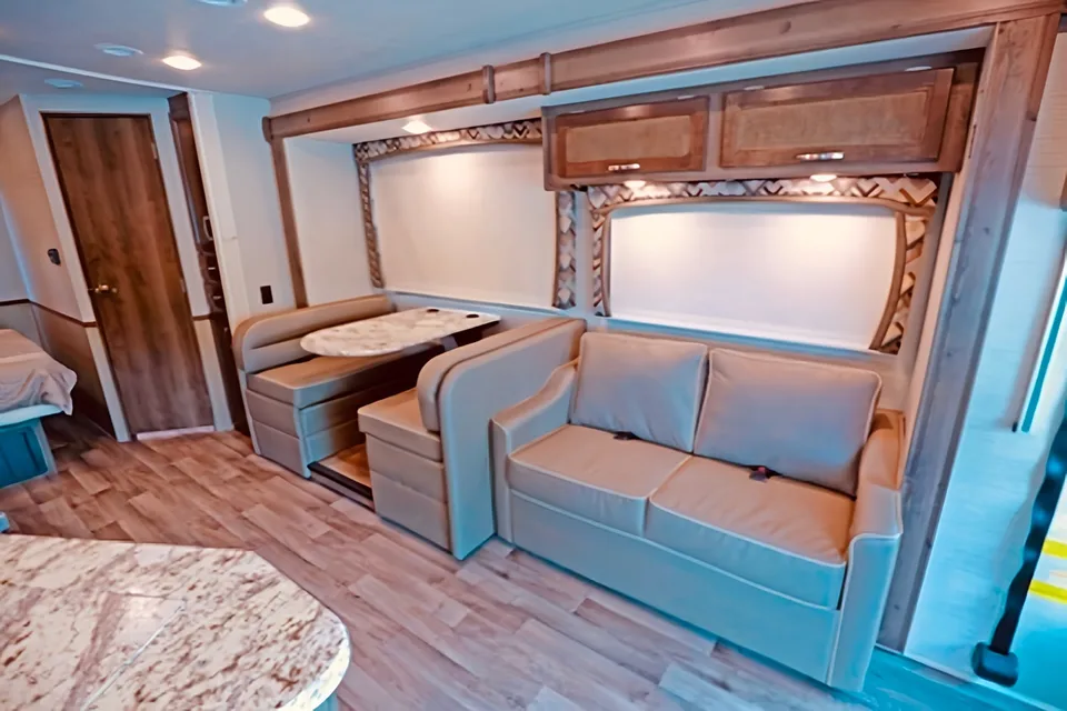 Daniel Jayco 26x Classe A