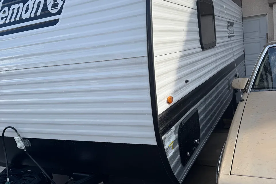 Kayla’s Coleman Keystone Travel Trailer