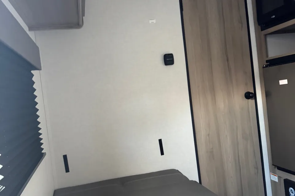 Kayla’s Coleman Keystone Travel Trailer