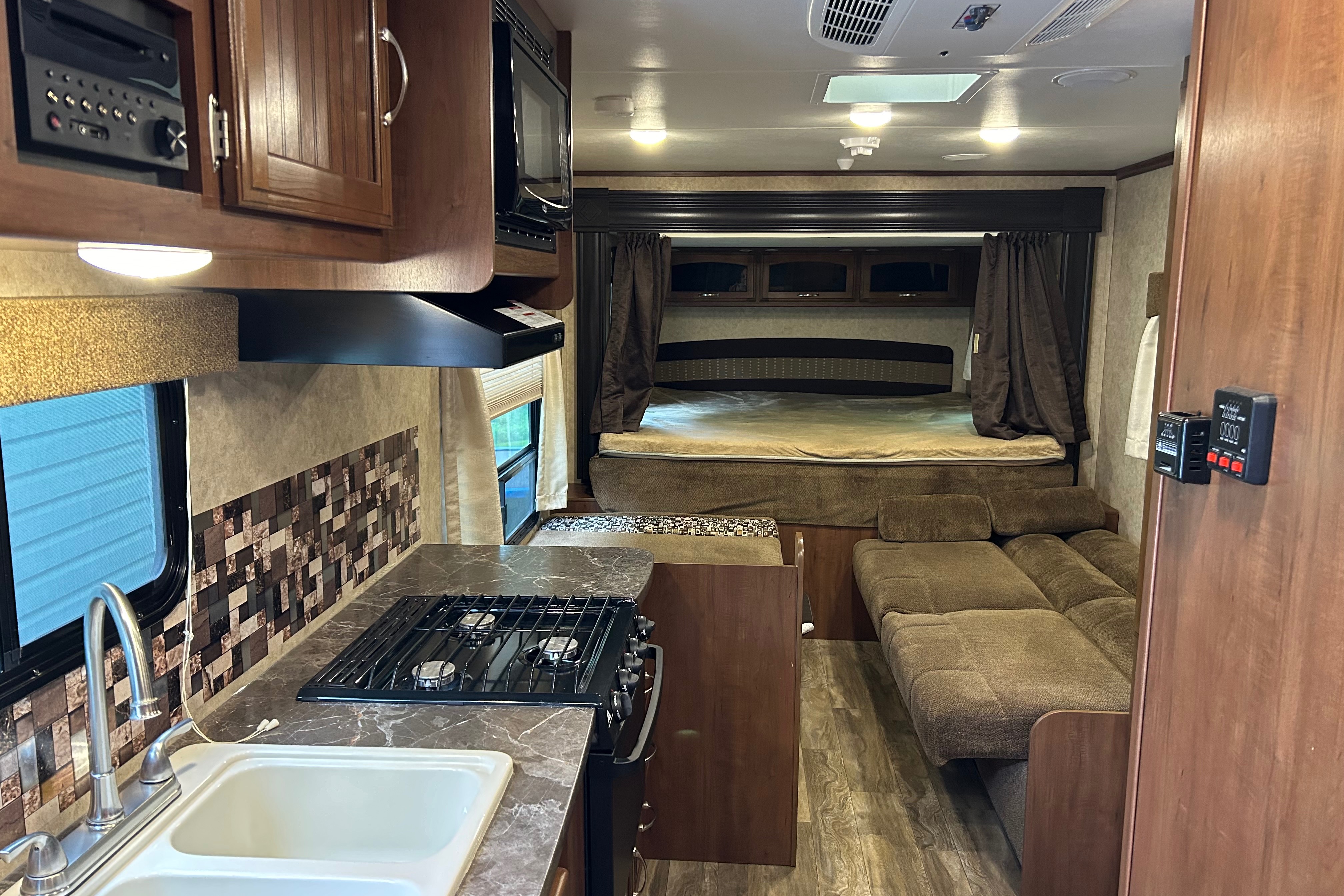 Mike's Jayco Jayfeather X213 Travel Trailer