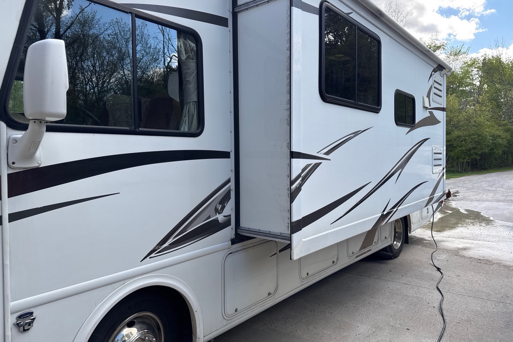 Kevin's Thor Motor Coach Ace Class A