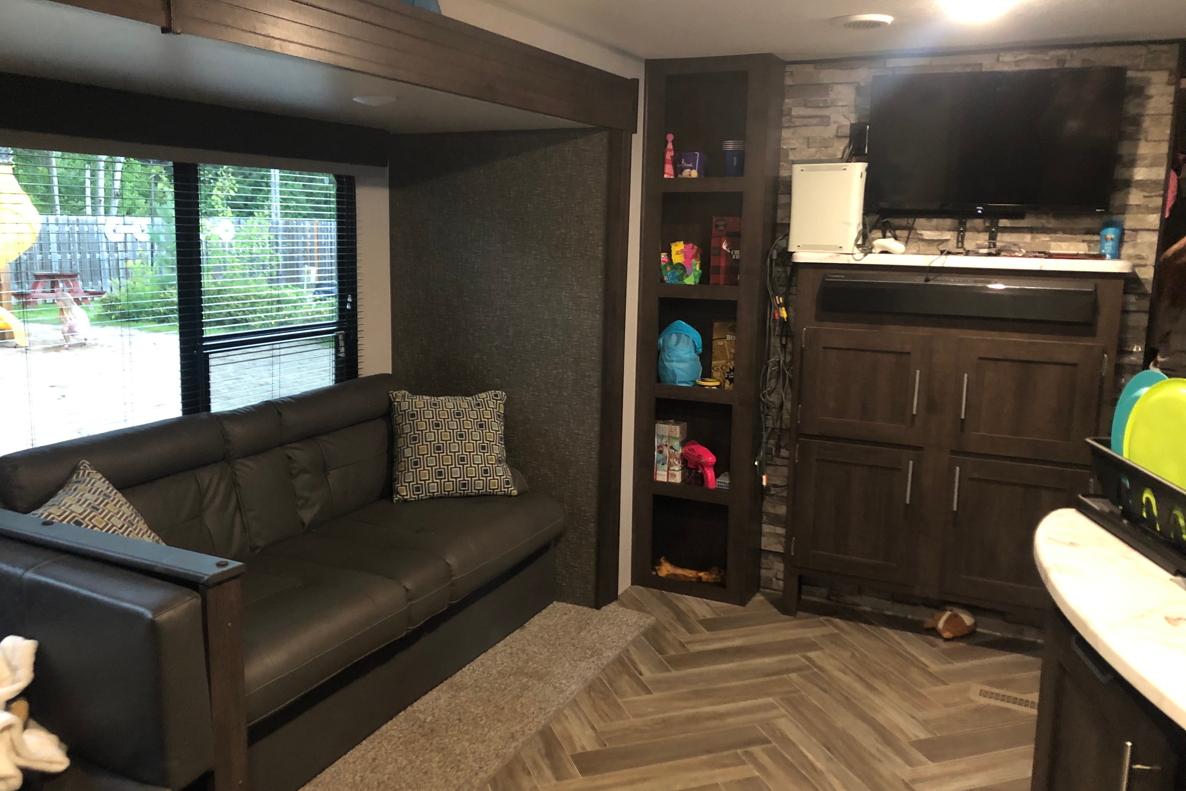 Julie's Cozy RV Sportsmen RV Travel Trailer