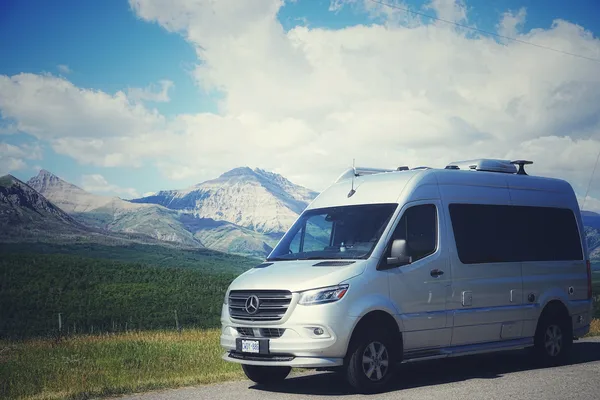 Luxury Airstream interstate 19 Class B Camper Van