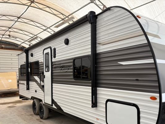Savanaha's Highland Ridge RV Open Range 263th Toy Hauler Hauler