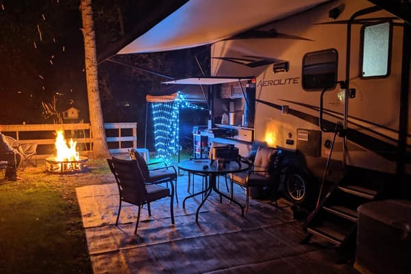 Mike and Cari's Dutchmen Aerolite Travel Trailer