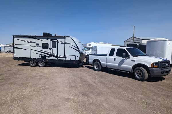 Mike and Cari's Dutchmen Aerolite Travel Trailer