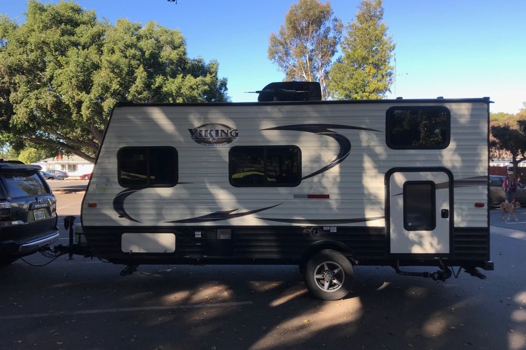 Compact/Ultra-Light/ Coachmen Viking Trailer