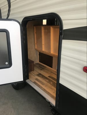 Compact/Ultra-Light/ Coachmen Viking Trailer