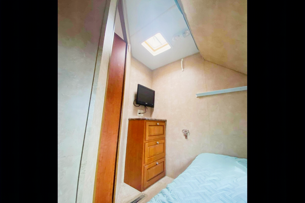 Rare 2 bedroom Motorhome - Bunkhouse - Forest River Georgetown - Class A