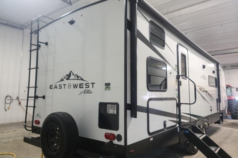 [02] Stress Free RVs - 2022 - XL - KING Size Bunkhouse