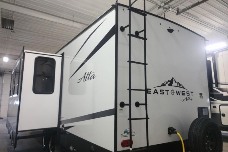 [02] Stress Free RVs - 2022 - XL - KING Size Bunkhouse