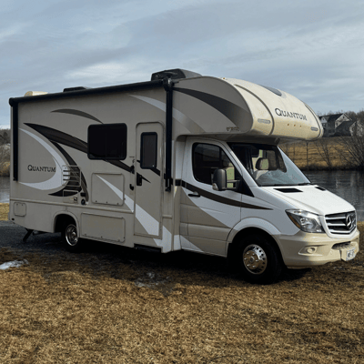 MERCURY: Small outside and big inside! | Thor Motor Coach Quantum Sprinter KM24 Class C