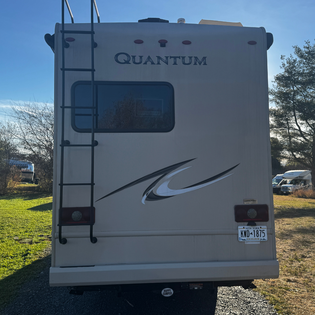 MERCURY: Small outside and big inside! | Thor Motor Coach Quantum Sprinter KM24 Class C