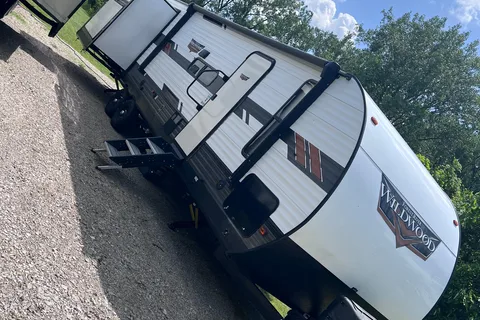 Tim's Forest River Wildwood 31qktbs  Travel Trailer