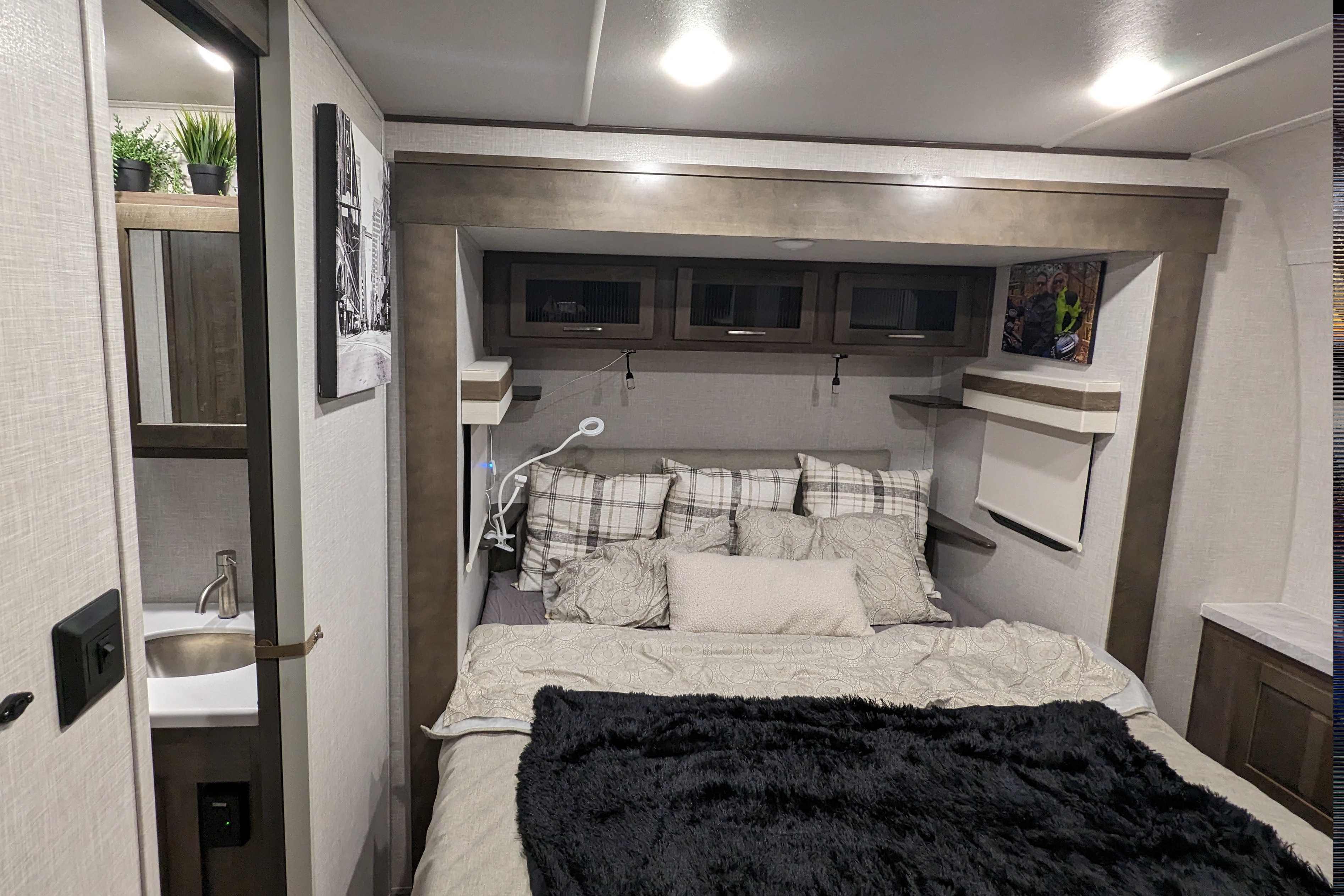 2023 New Rockwood Signature Bunkhouse RV 36 Ft