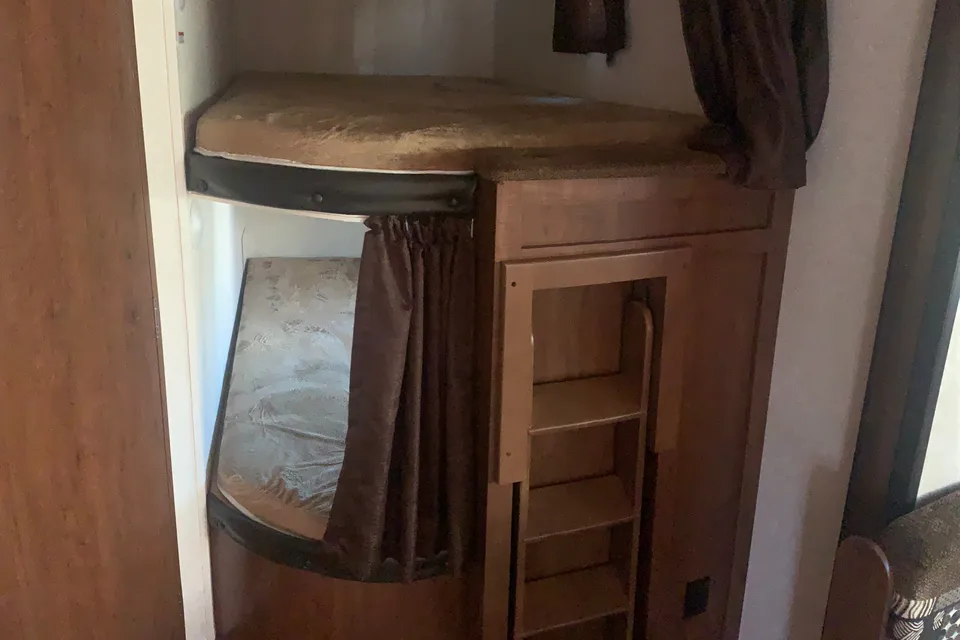 Mike’s Jayco Jayflight Travel Trailer