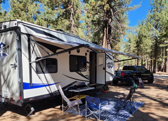 Mark's Pacific Coachworks 20EX Toy Hauler