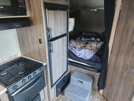 Mark's Pacific Coachworks 20EX Toy Hauler