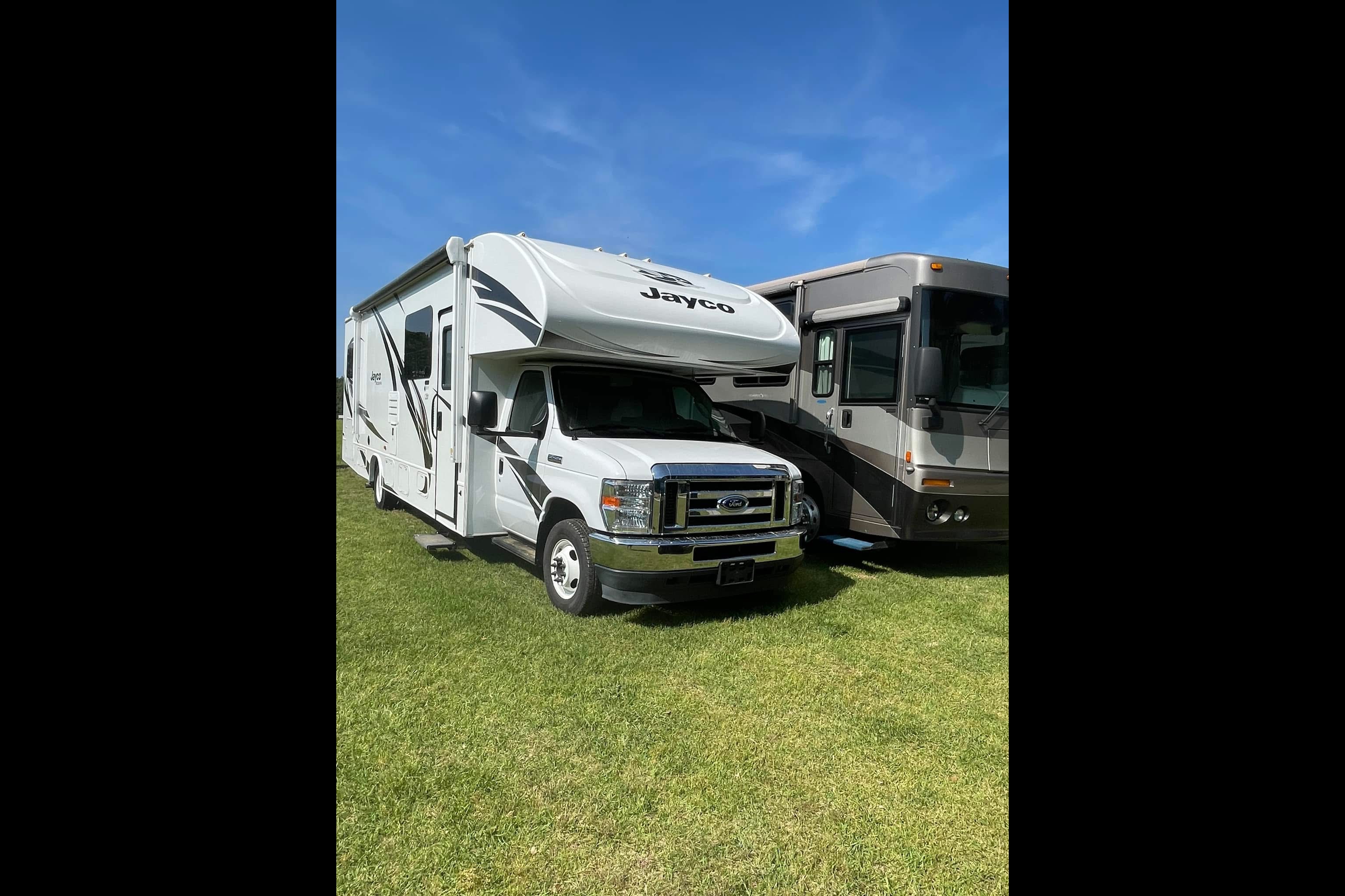 Jayco RedHawks  Ford 450 Class C