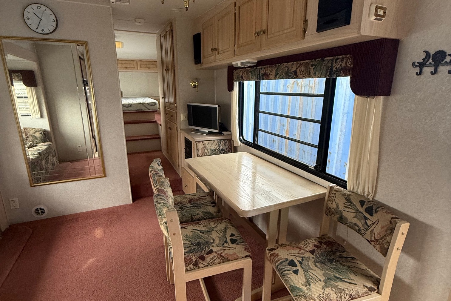 Doug's Glendale Fifth Wheel 