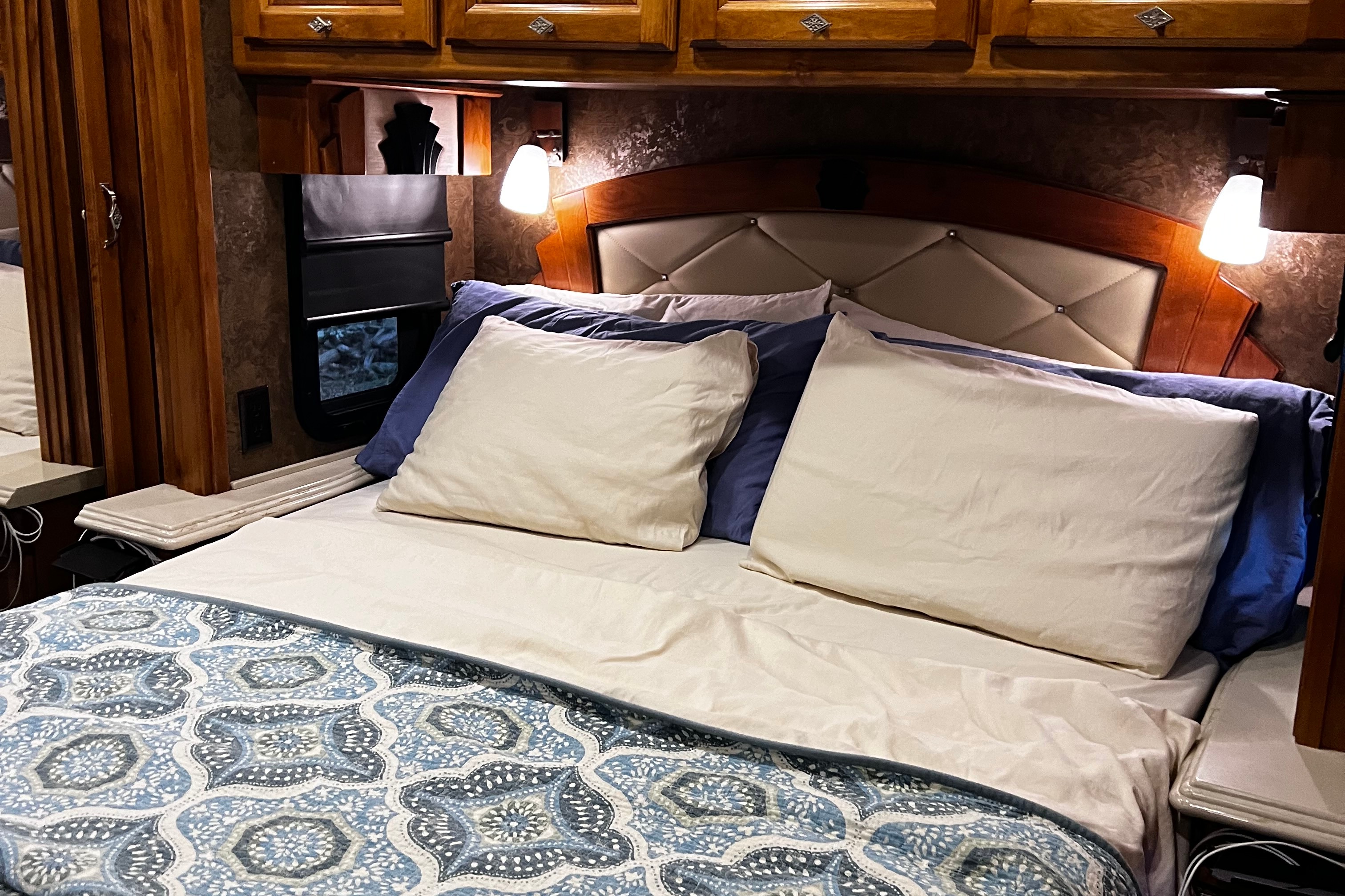 Sok's Tiffin Motorhome Phaeton 36gh Class A