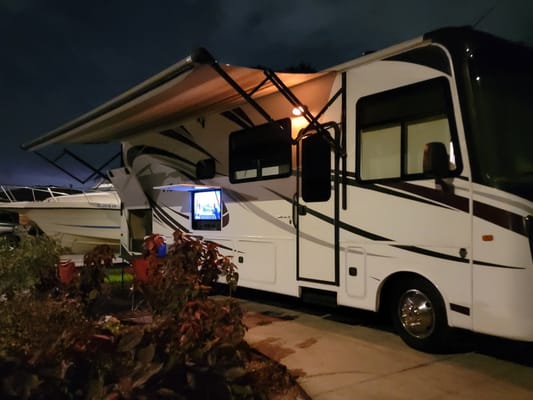 Aileen's RV Cottage