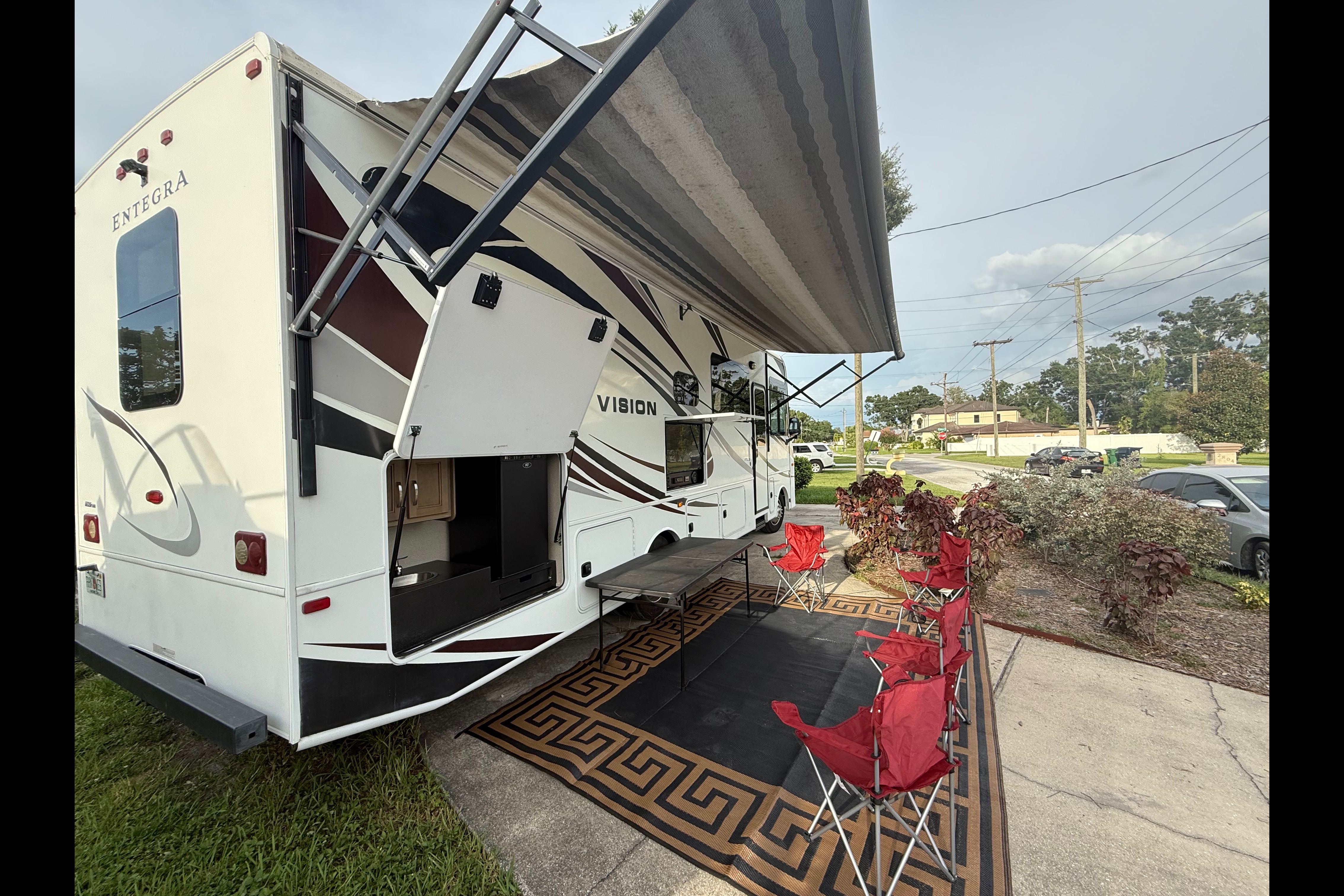 Aileen's RV Cottage