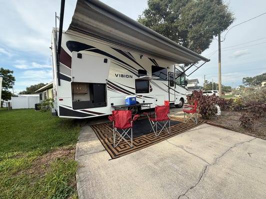 Aileen's RV Cottage