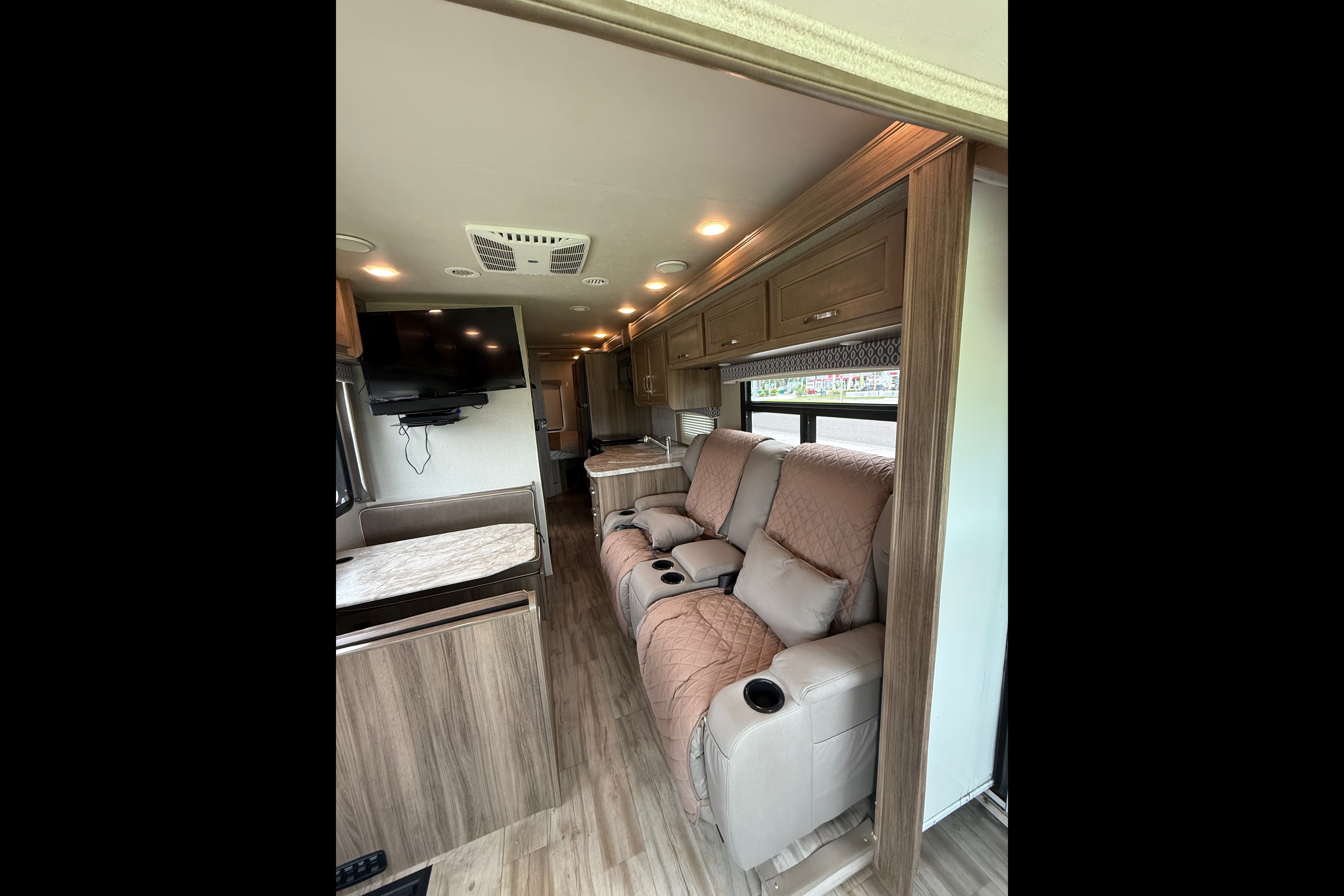Aileen's RV Cottage