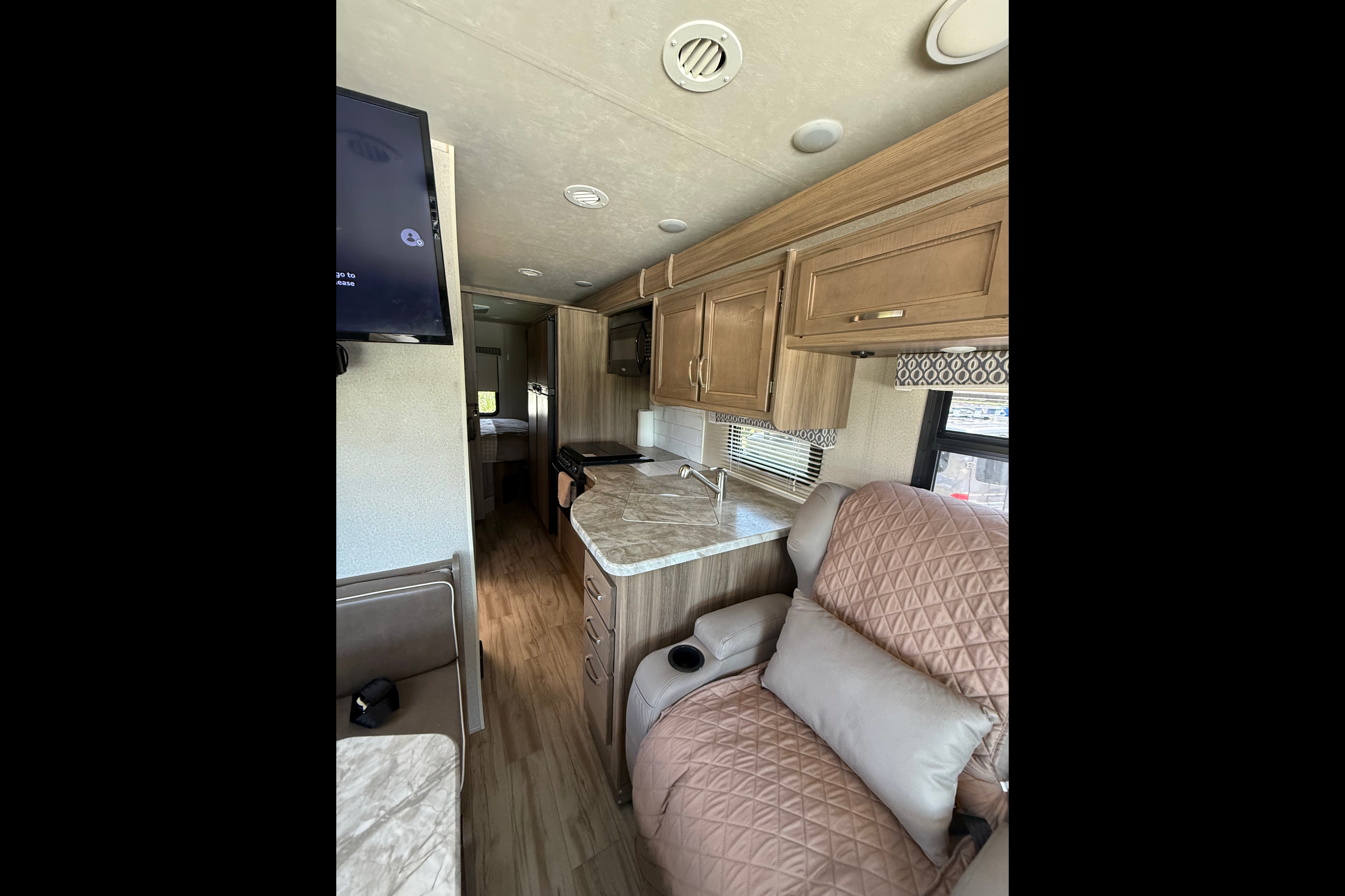 Aileen's RV Cottage