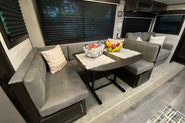 Jayco Jay Flight 28BHBE "Infinity"
