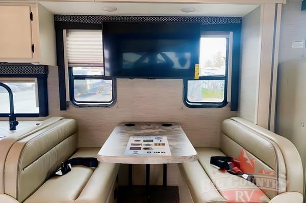 "The Chateau" - No Mileage Fees