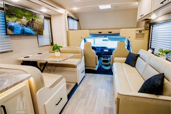 "The Chateau" - No Mileage Fees