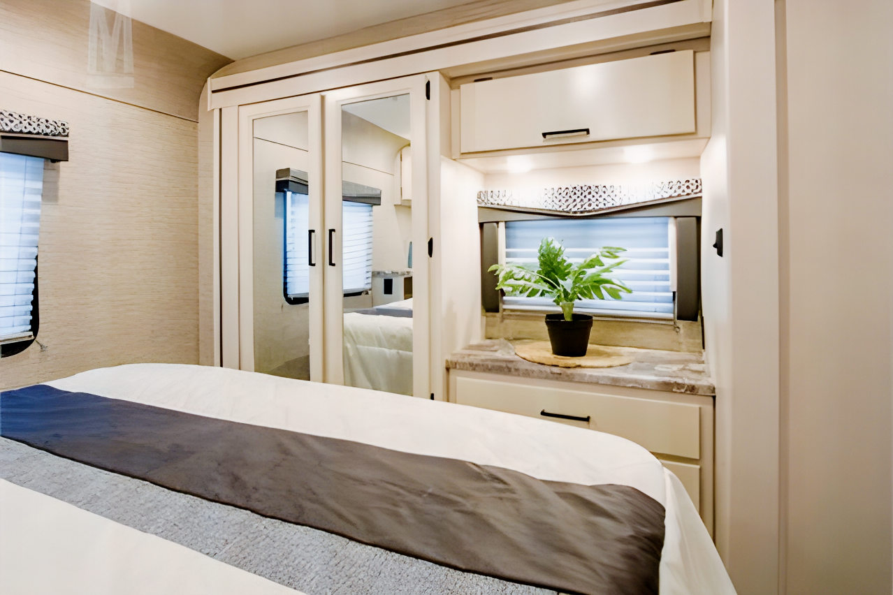 "The Chateau" - No Mileage Fees