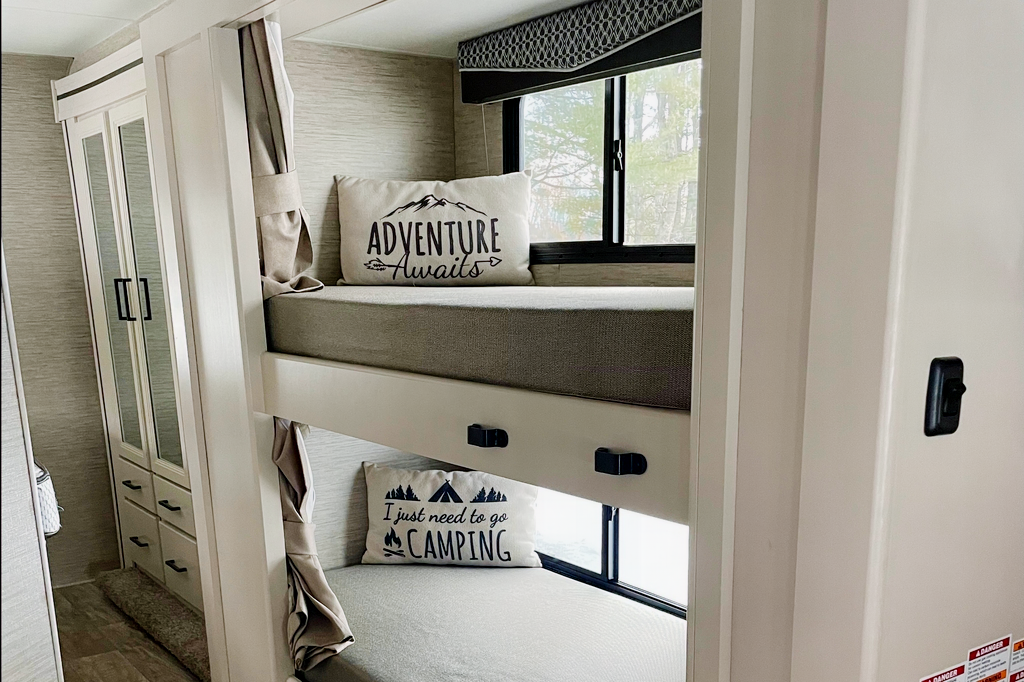 "The Chateau" - No Mileage Fees