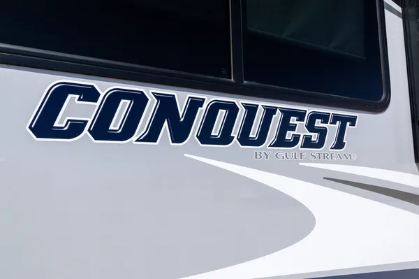 Conquest 63111C Sleeps Up To 10! #D25463
