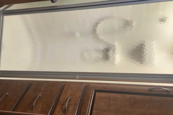 Jeremy's Zinger 25RB Travel Trailer